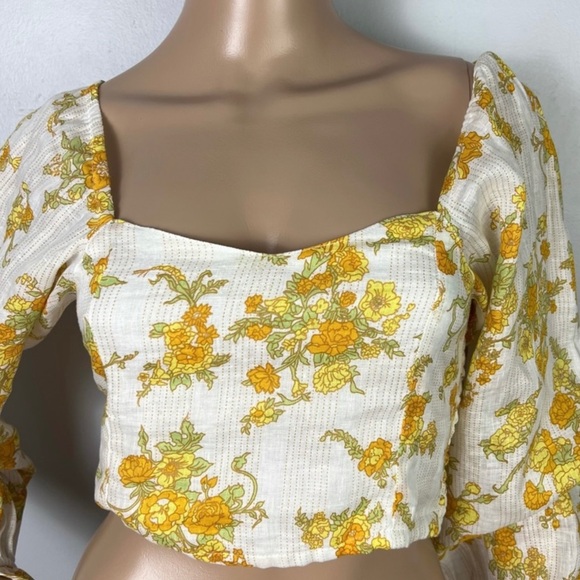NEW FAITHFULL THE BRAND REVOLVE FLORAL PRINT LINEN CROP TOP - Picture 3 of 10